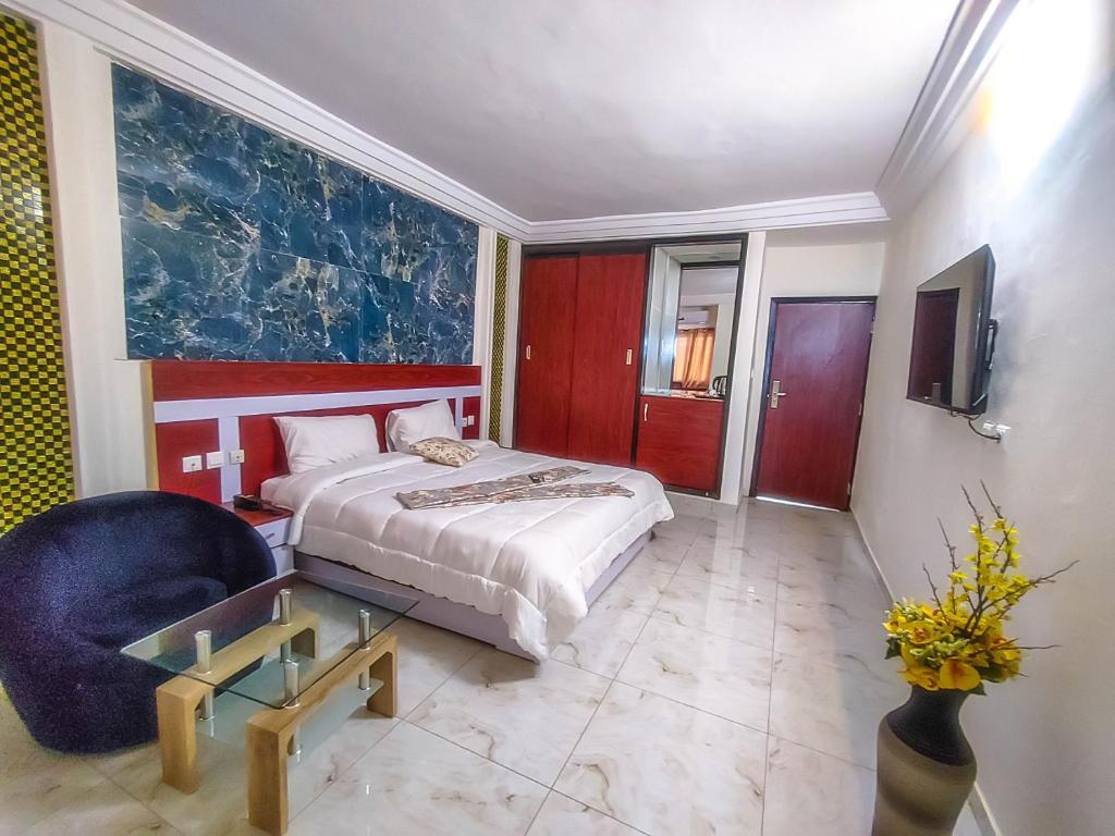 room_8_1766941004_6951614c9e2de